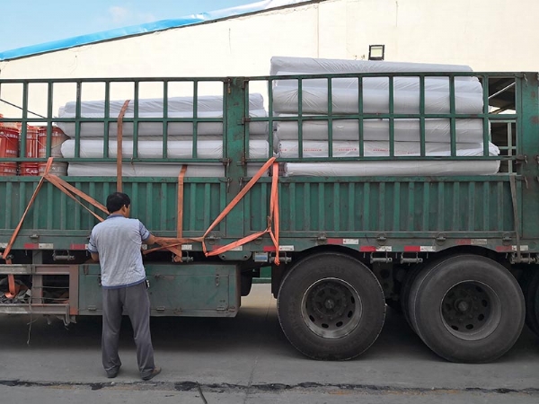 發(fā)貨現(xiàn)場(chǎng)